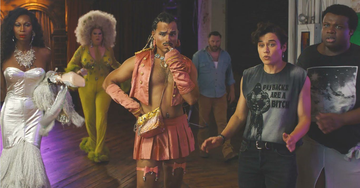 Grotesco Queer Palomitero: QUEENS OF THE DEAD